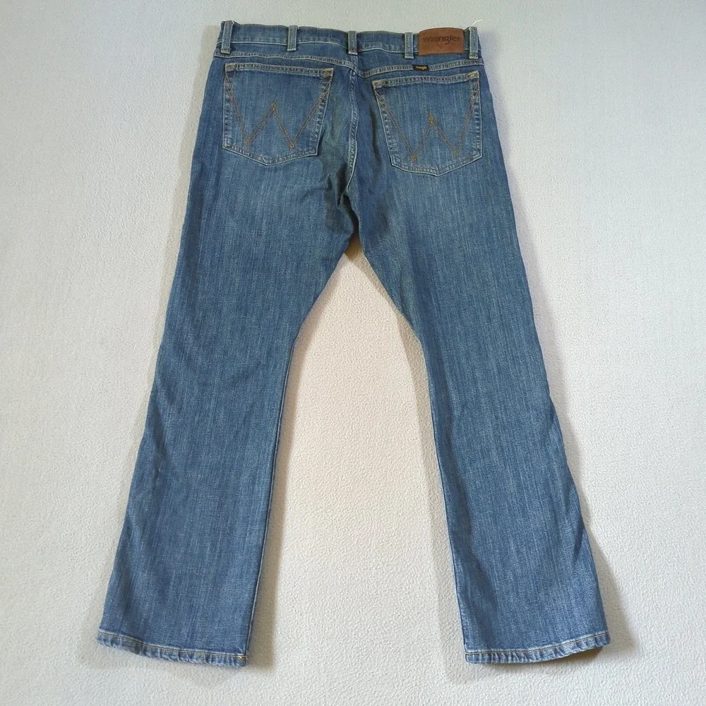 Wrangler‎ Bootcut Jeans Mens 34x30 Blue Excellent Medium Wash Stretch Denim